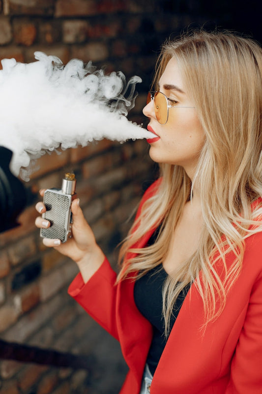 🚀你不知道的VAPE世界:10個電子煙冷知識與熱門迷思大揭密!